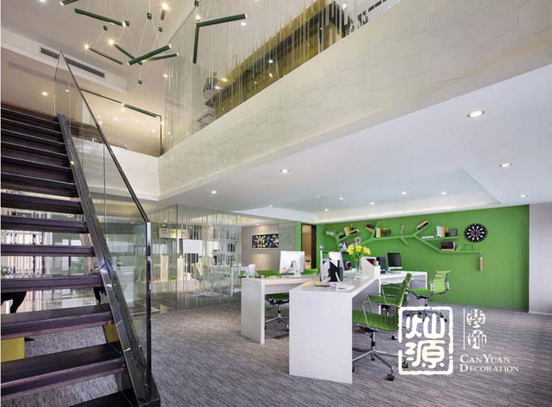 南宁LOFT办公室设计装修